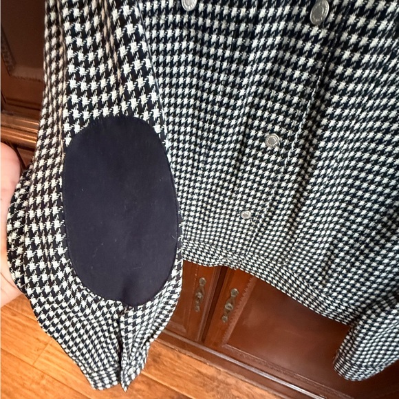 Country Wear Casuals vintage, pristine
Houndstooth denim cut jacket size Large - Picture 6 of 11